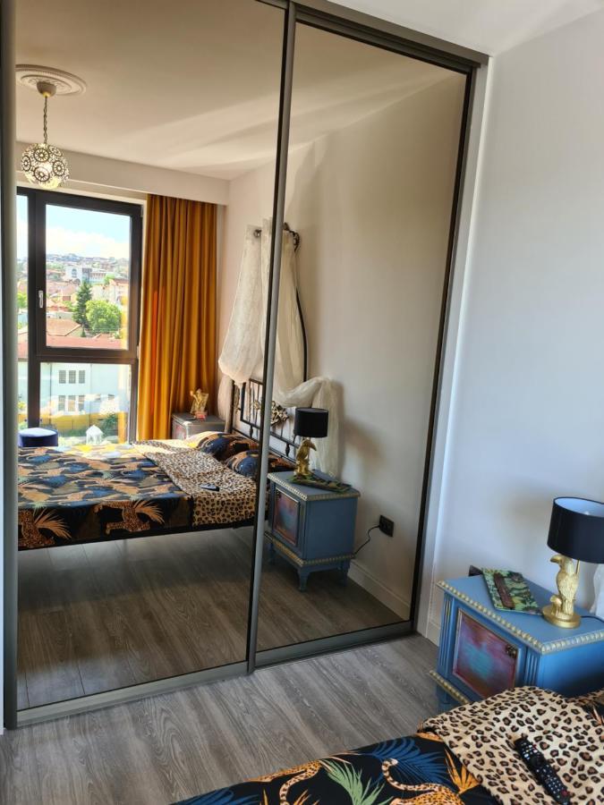 Parisian Apartment Cluj Esterno foto